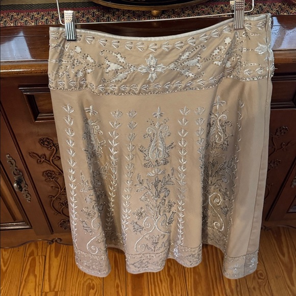 Beautiful Basil & Maude Hand-embroidered A-line Skirt Size 6 - Picture 8 of 8